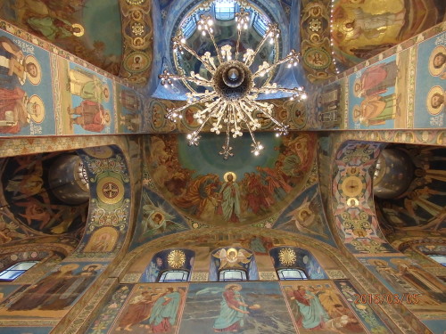 Метаморфозы мозаики: от храма «Спас на Крови» до «Новокузнецкой»